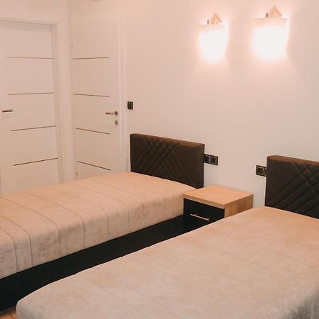 Prenociste & Restoran - Kasic Bed & Breakfast Brodarevo Exterior photo