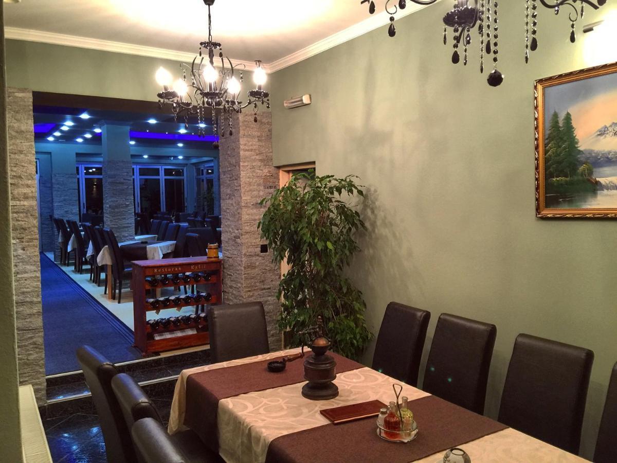Prenociste & Restoran - Kasic Bed & Breakfast Brodarevo Exterior photo